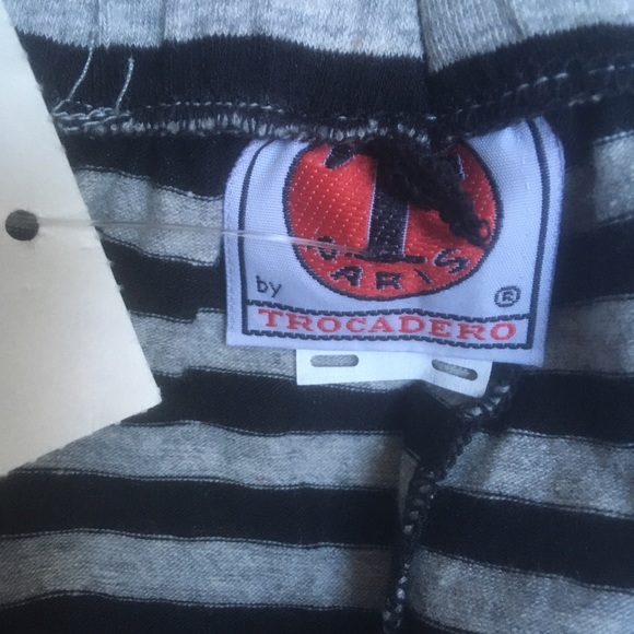 Trocadero Paris, Miniskirt, Size Small - Picture 3 of 4